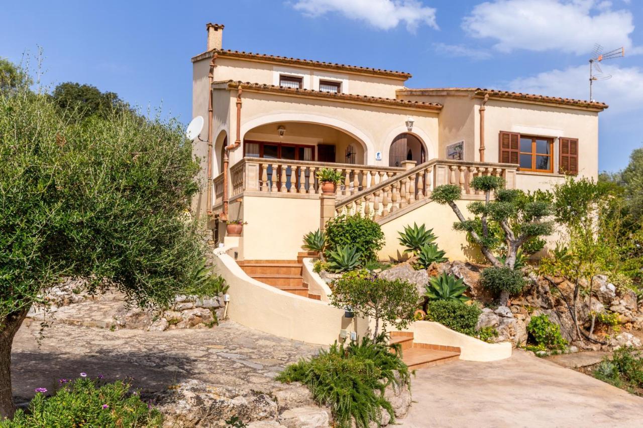 Sa Carbona Villa *